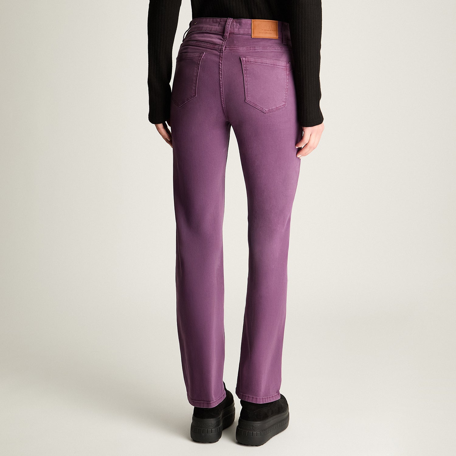 Jeans Recto 5 Bolsillos Color Morado