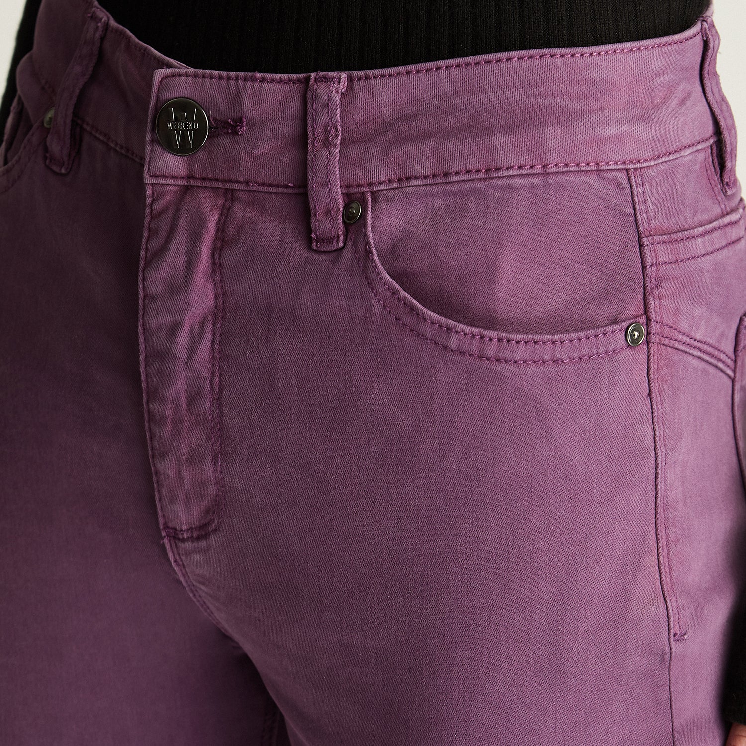 Jeans Recto 5 Bolsillos Color Morado