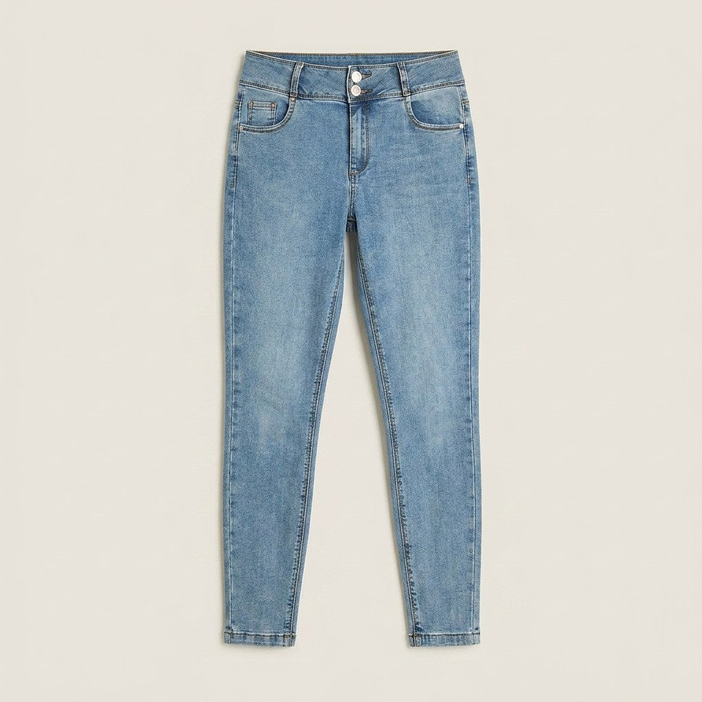 Jeans Celeste Slim en plano