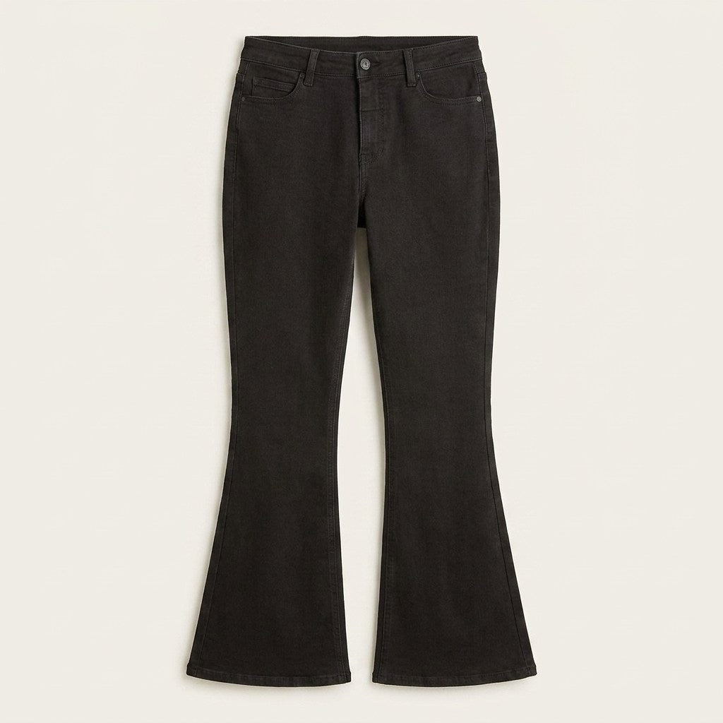 Jeans Negro Flare en plano