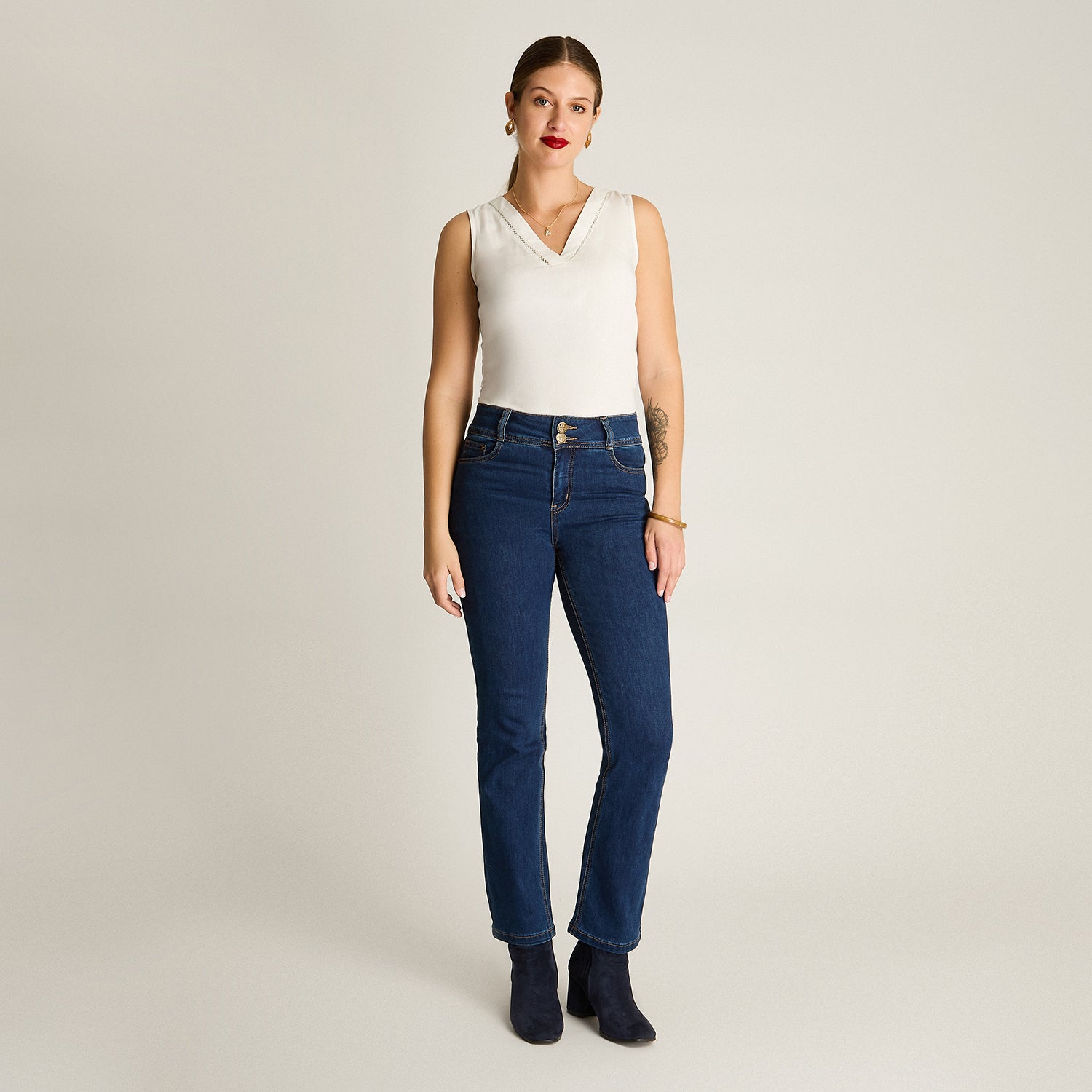 Jeans Blue Medio Elasticidad Media Sin Forro Calce Normal Tela Denim