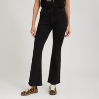 Jeans Flare 5 Bolsillos Negro