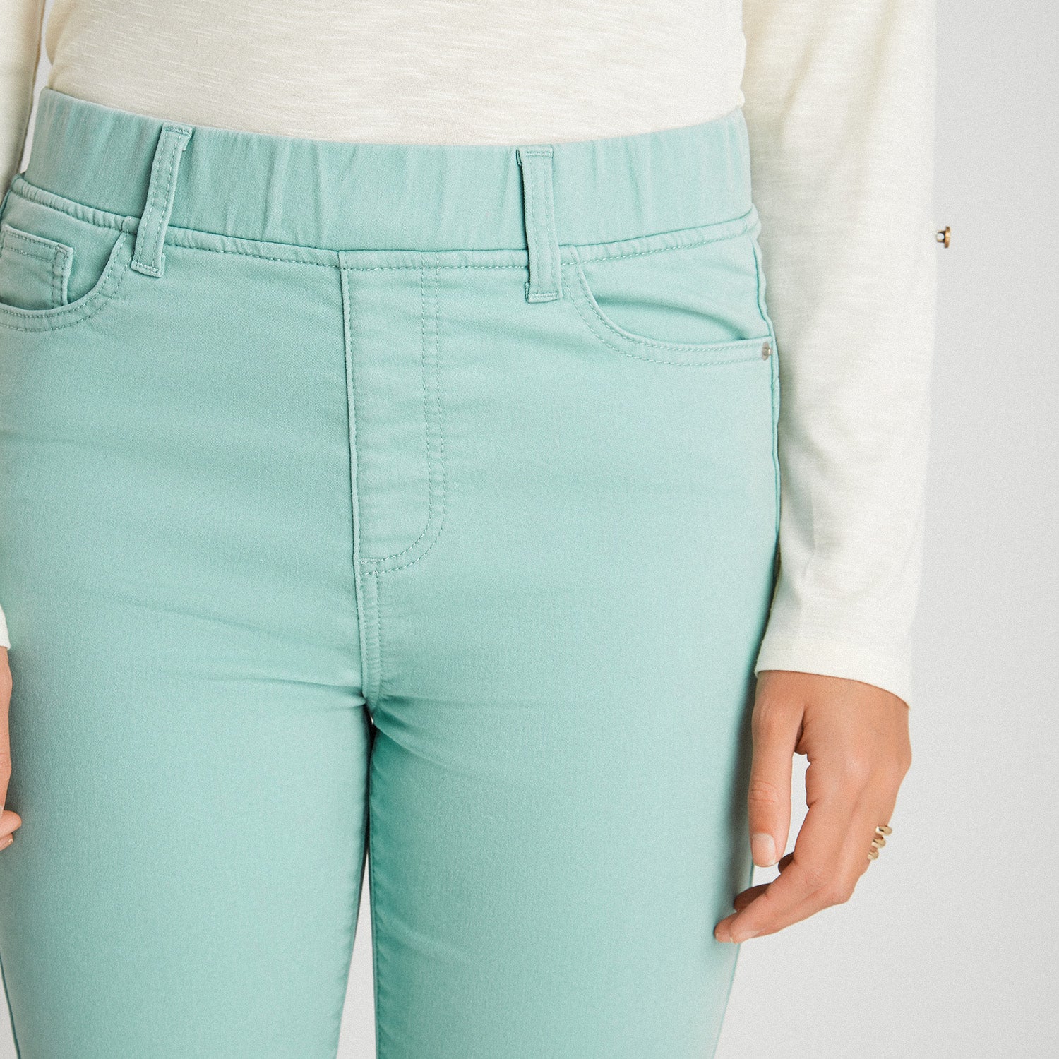 Skinny Jeans Con Push Up Y Pretina Elasticada Verde Menta