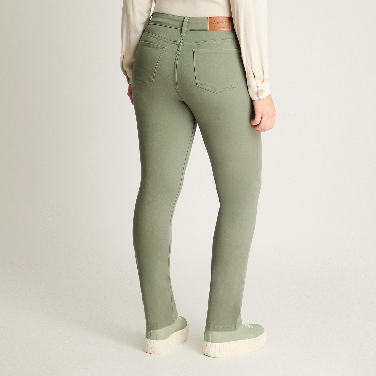 Jeans Recto Color 5 Bolsillos Verde Curvi