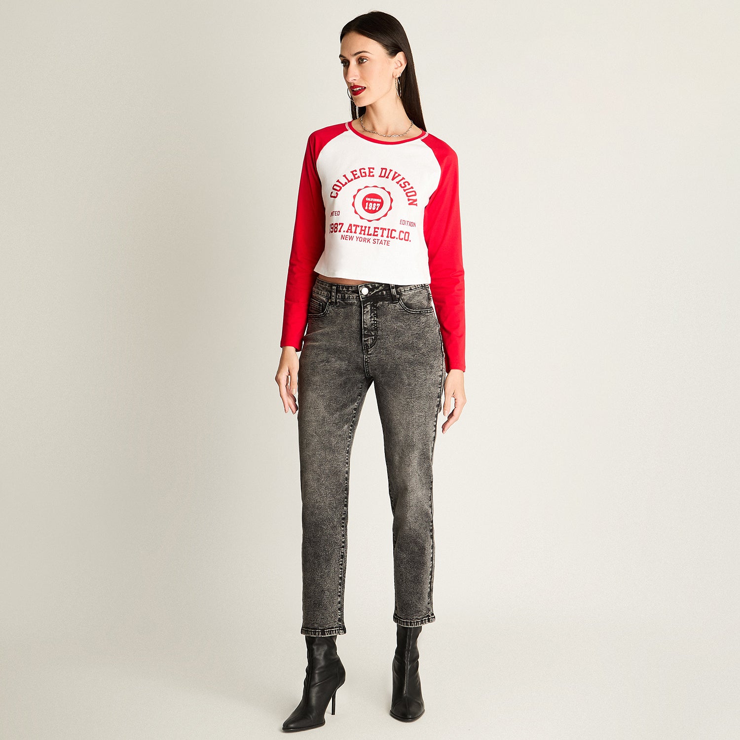 Jeans Mom Slim 5 Bolsillos Gris