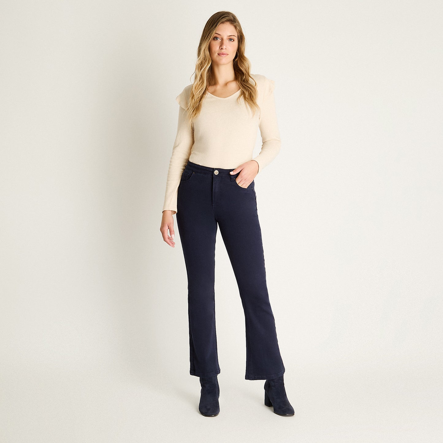 Jeans Azul Flare Elasticidad Media Calce Ajustado