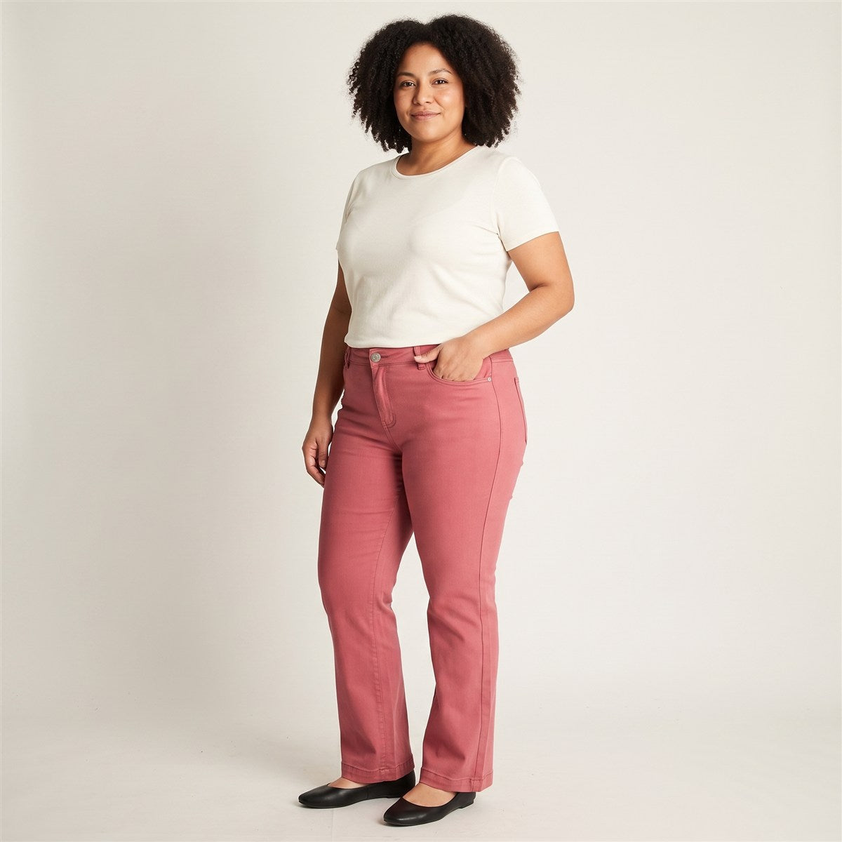 Jeans Terracota Recto en modelo plus size