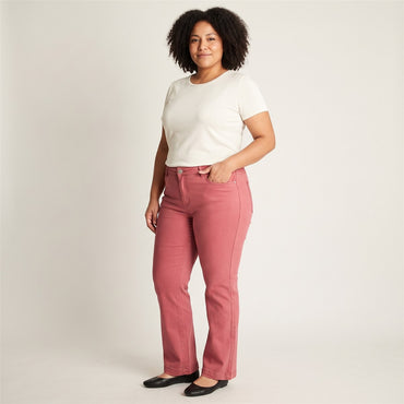 Jeans Terracota Recto en modelo plus size