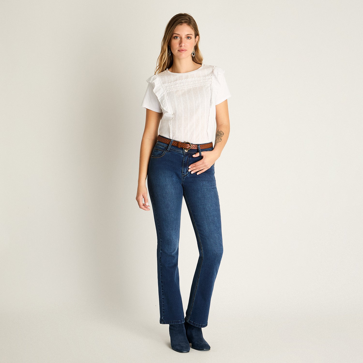 Jeans Flare Azul con Cinturón