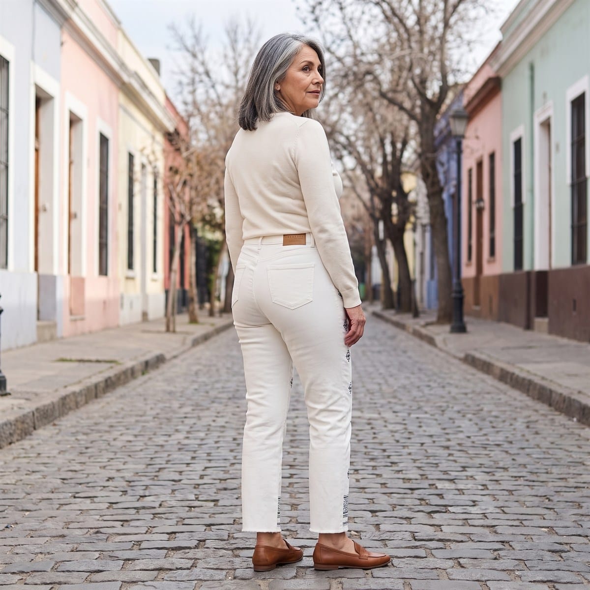 Jeans Blanco Recto con Estampado Boho Calce Normal lifestyle