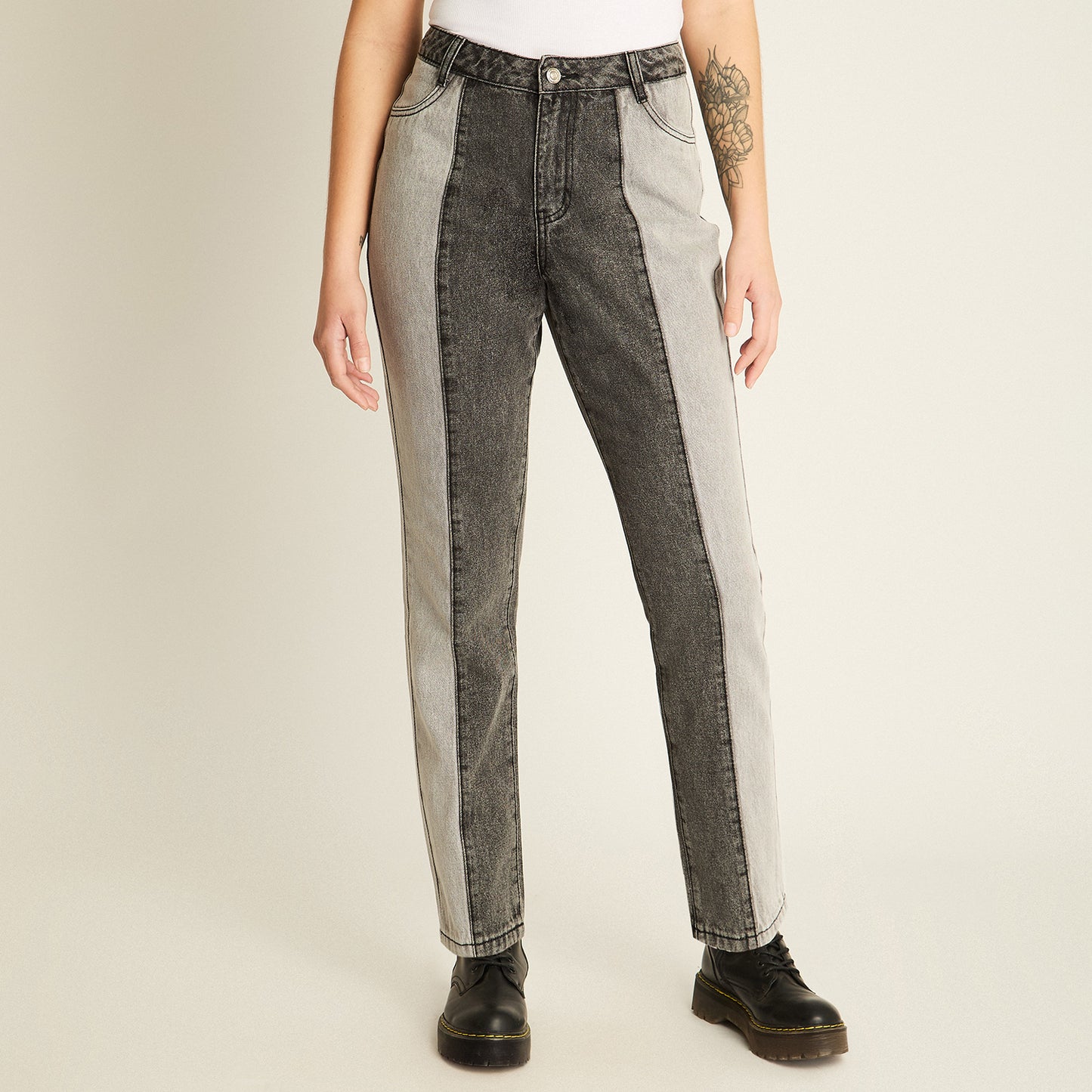 Jeans Gris Corte Slim