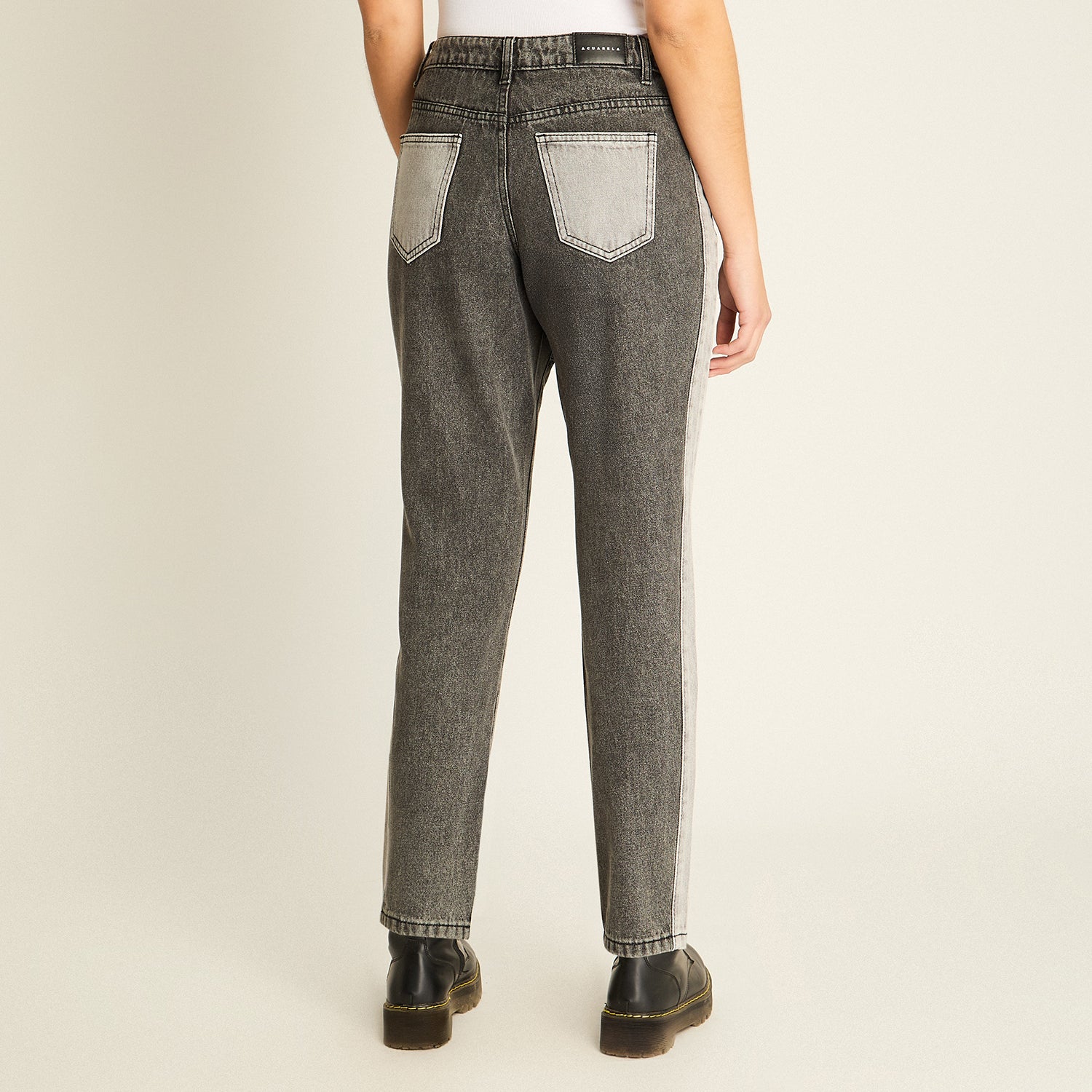 Jeans Gris Corte Slim