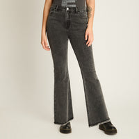 Jeans Gris Oscuro Recto Elasticidad Media Calce Ajustado