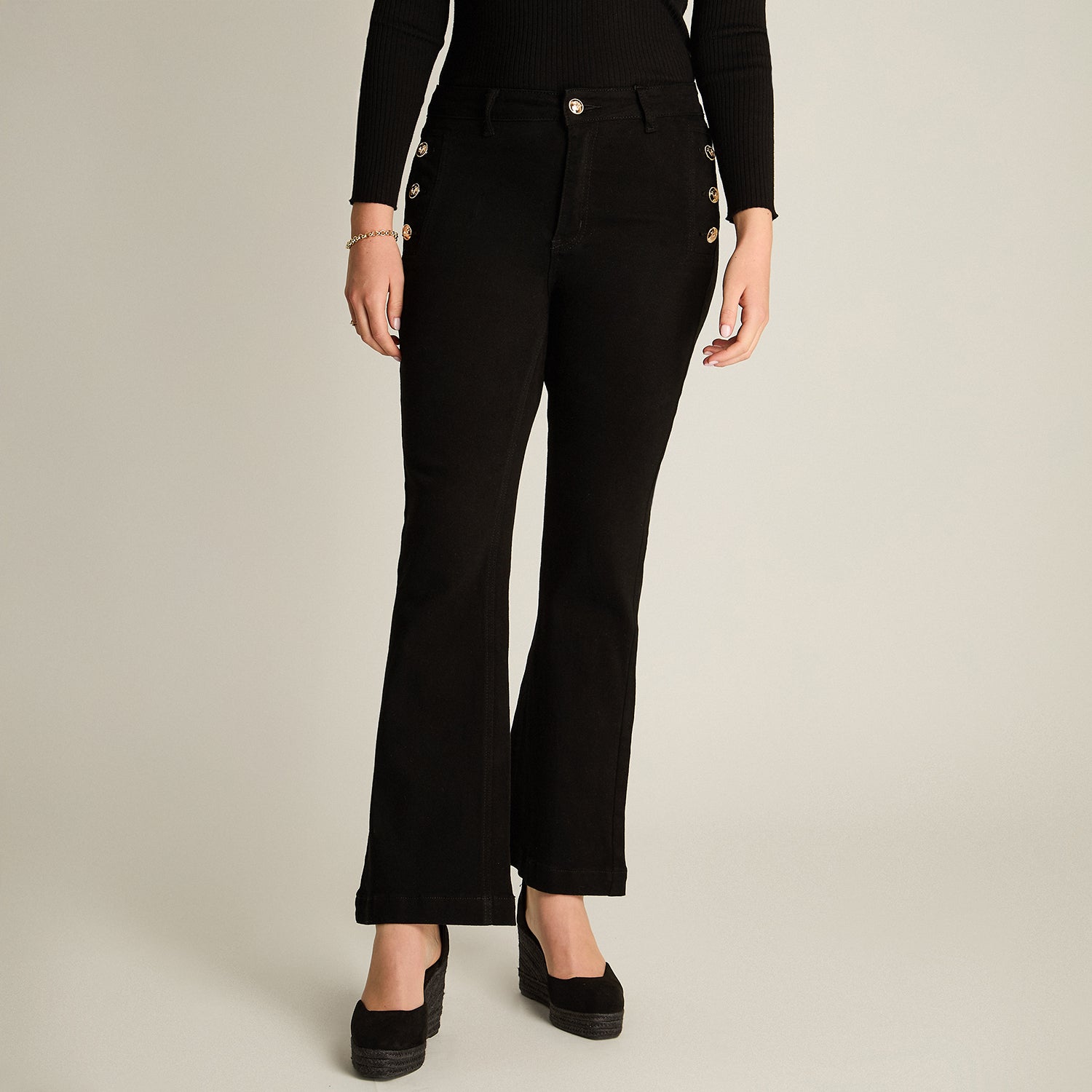 Jeans Negro Flare Botones Dorados - Lorenzo di Pontti