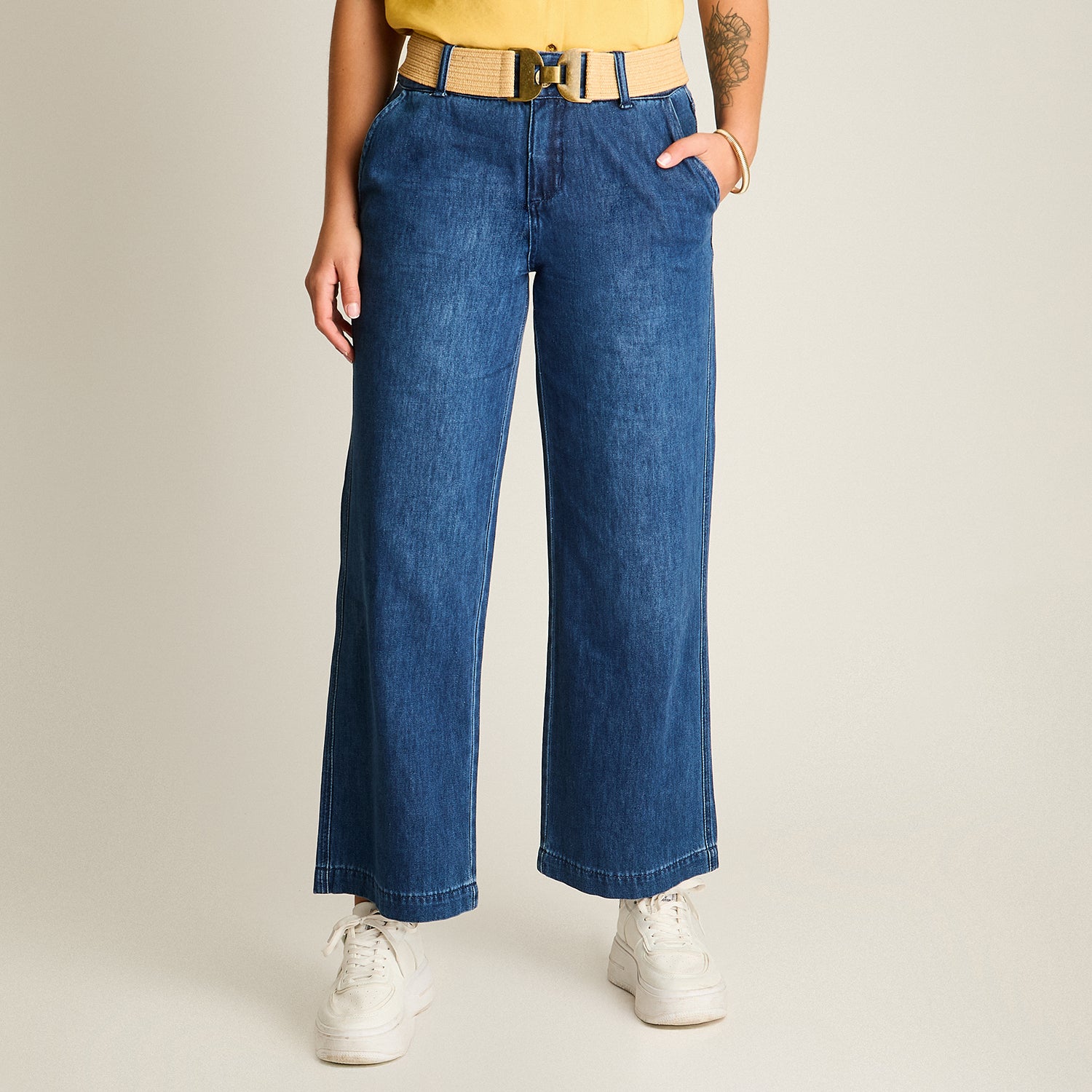 Jeans Blue Medio Elasticidad Nula Sin Forro Calce Holgado Tela Denim