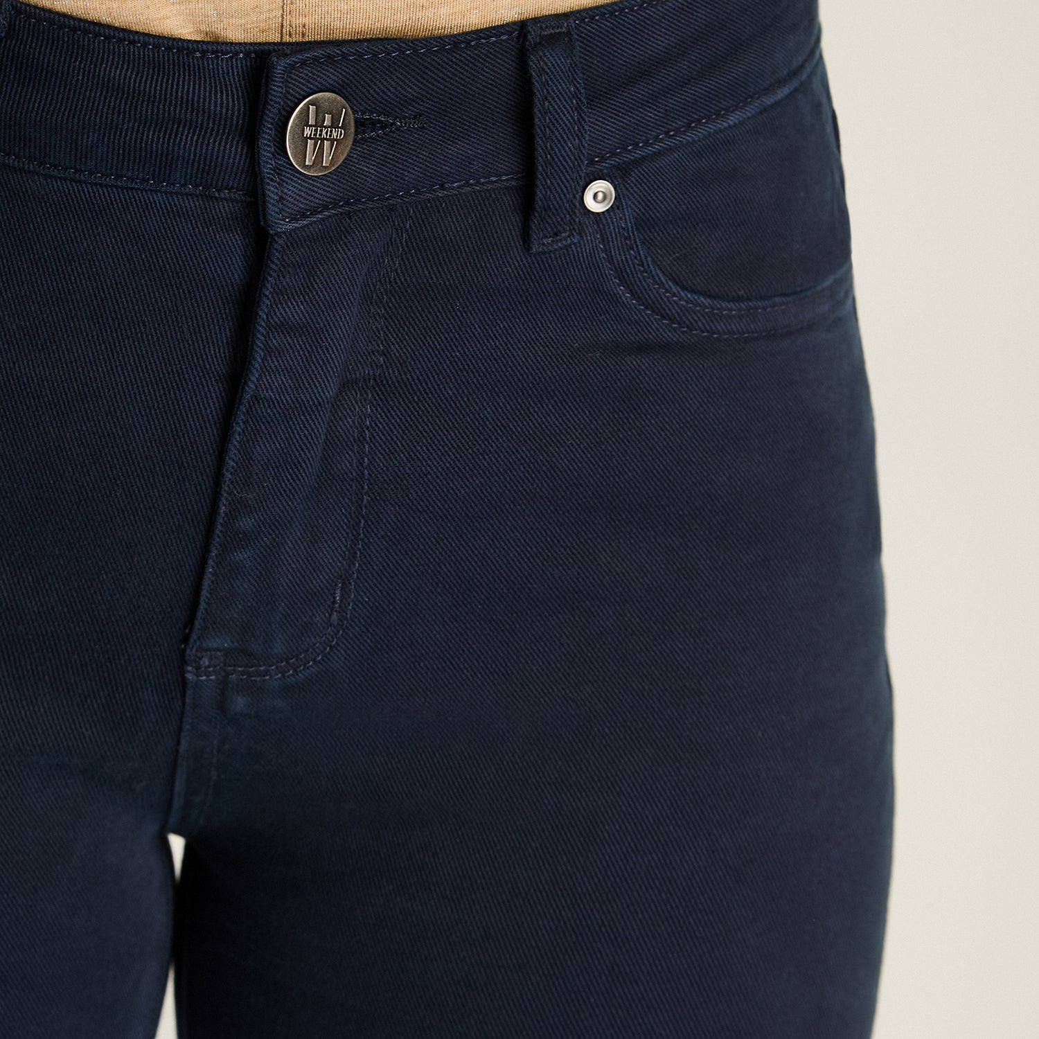 Jeans Azul Elasticidad Baja Sin Forro Calce Ajustado Tela Denim