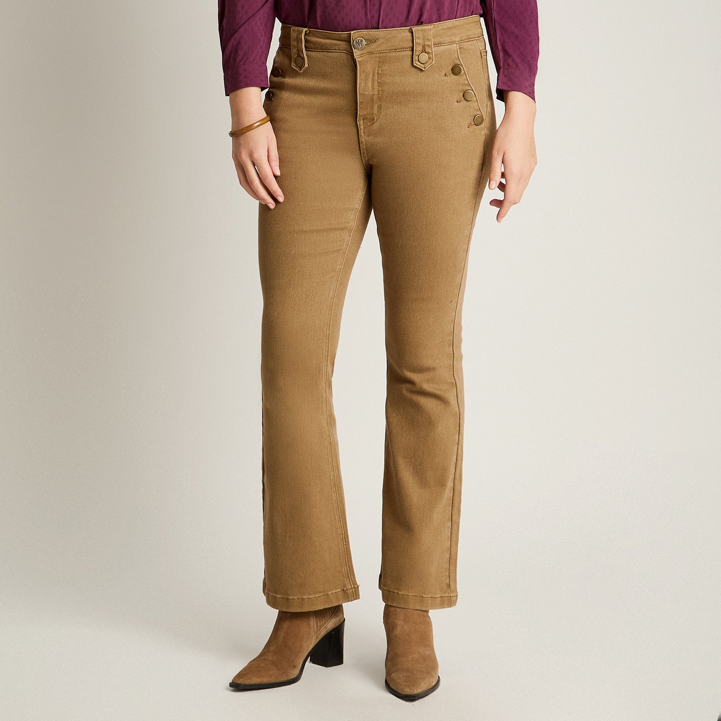 Jeans Camel Elasticidad Media Sin Forro Calce Normal Tela Denim