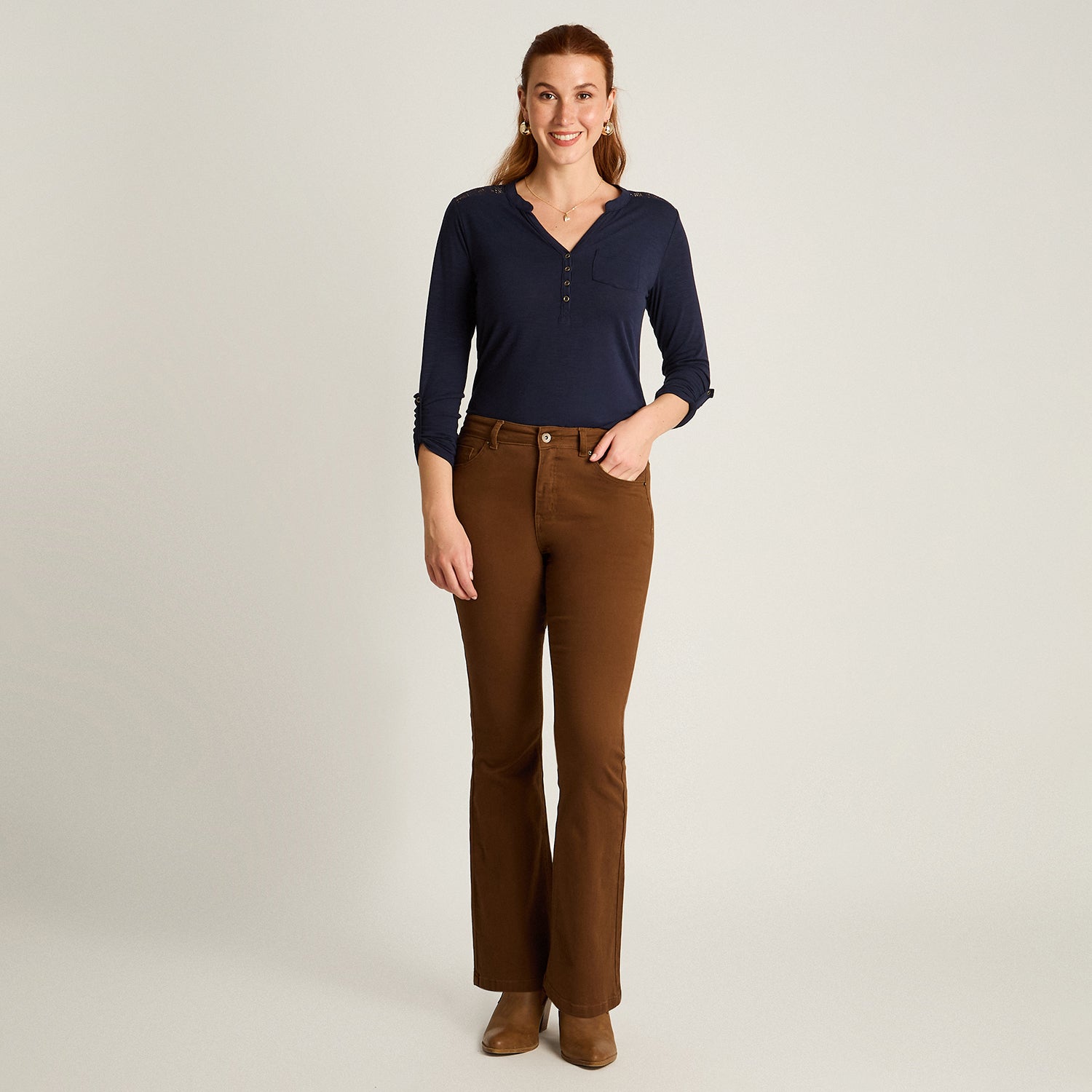 Jeans Camel Elasticidad Media Sin Forro Calce Normal Tela Denim
