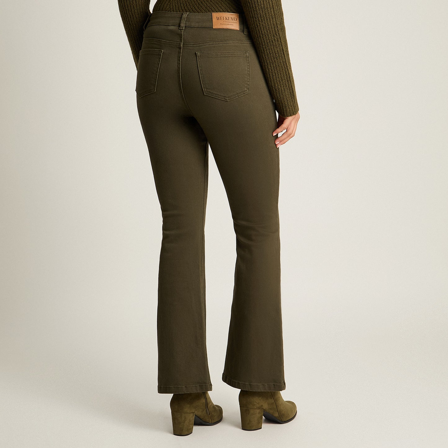 Jeans Verde Elasticidad Media Sin Forro Calce Normal Tela Denim