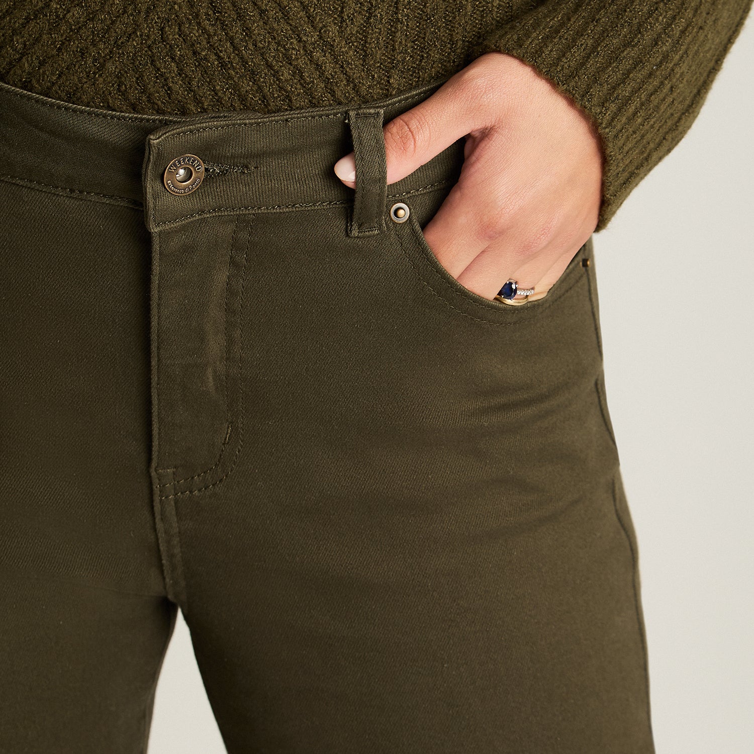 Jeans Verde Elasticidad Media Sin Forro Calce Normal Tela Denim