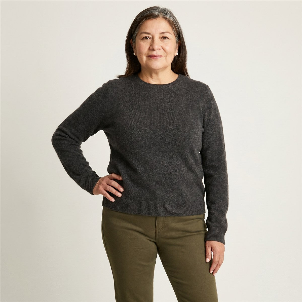Jeans Verde Flare con Un Botón en modelo adulta