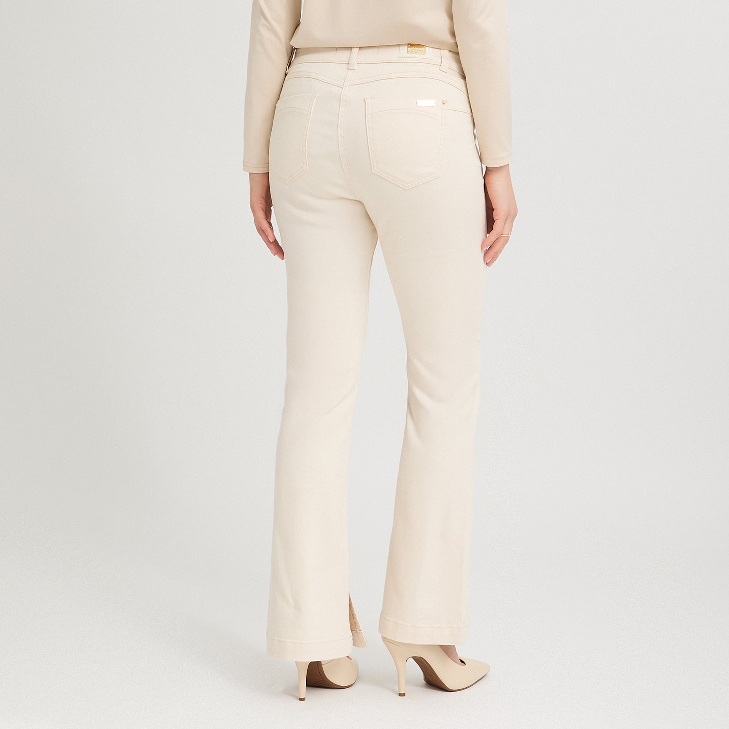 Jeans Flare 3 Botones Amarillo