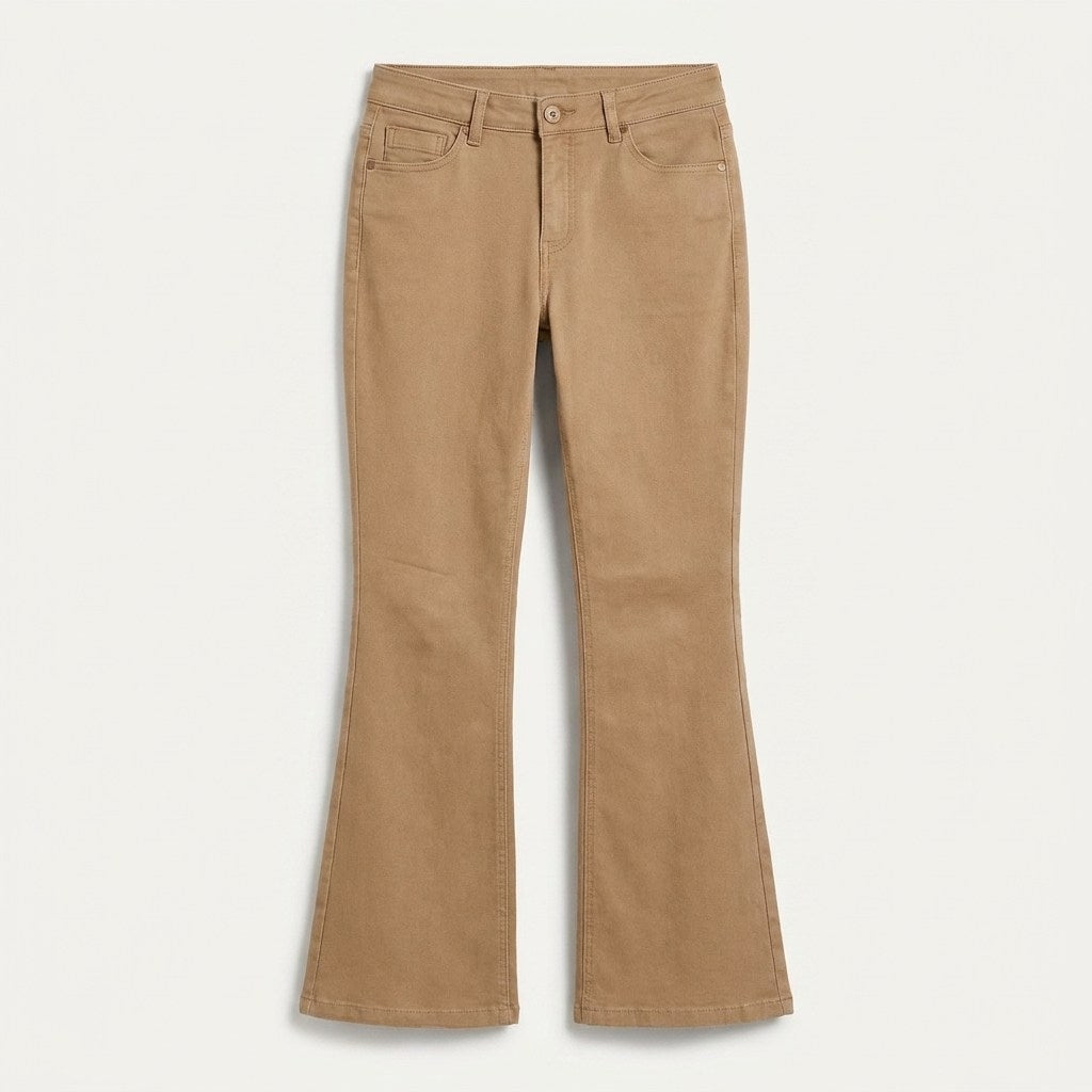 Jeans Flare un Botón Beige en plano