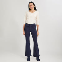 Jeans Flare un Botón Azul