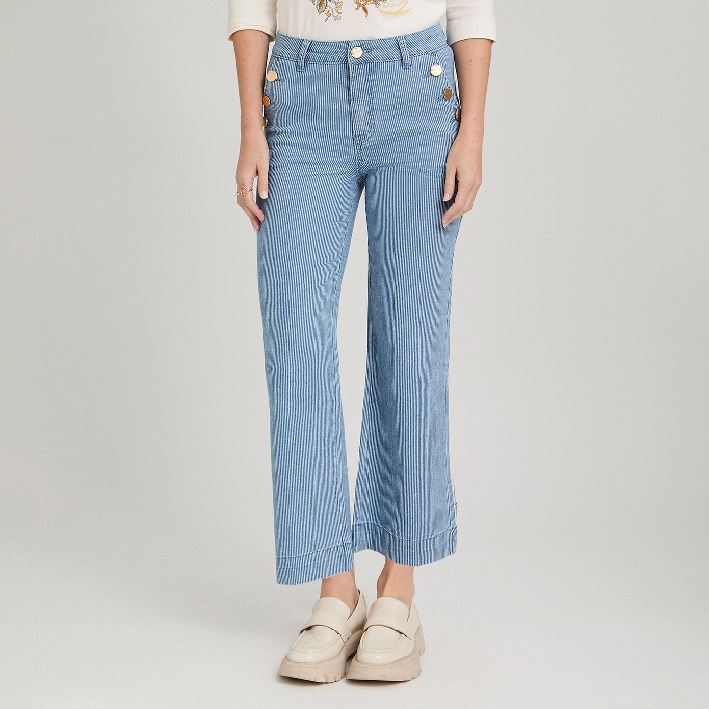 Jeans Culotte Listado con Botones Decorativos en Bolsillo Azul
