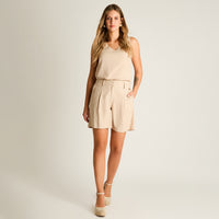 Bermuda Beige Corto No Elasticado Calce Normal