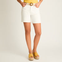 Bermuda Blanco Corto Baja elasticidad Calce Normal