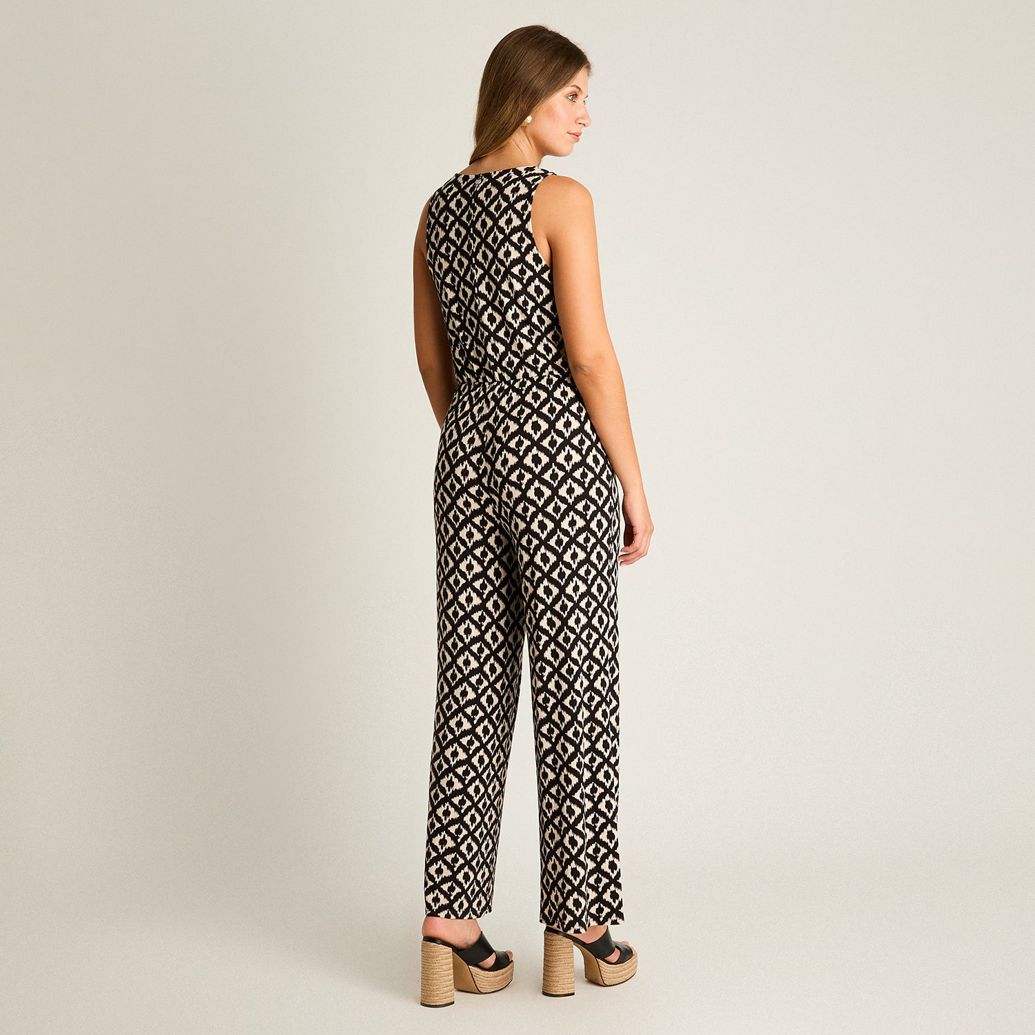 Enterito Sin Mangas Negro Elasticidad Media Calce Normal