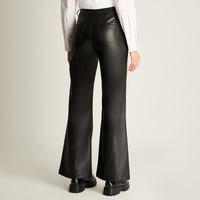 Pantalón Wide Leg Bolsillos Y Cierre Metalico Negro