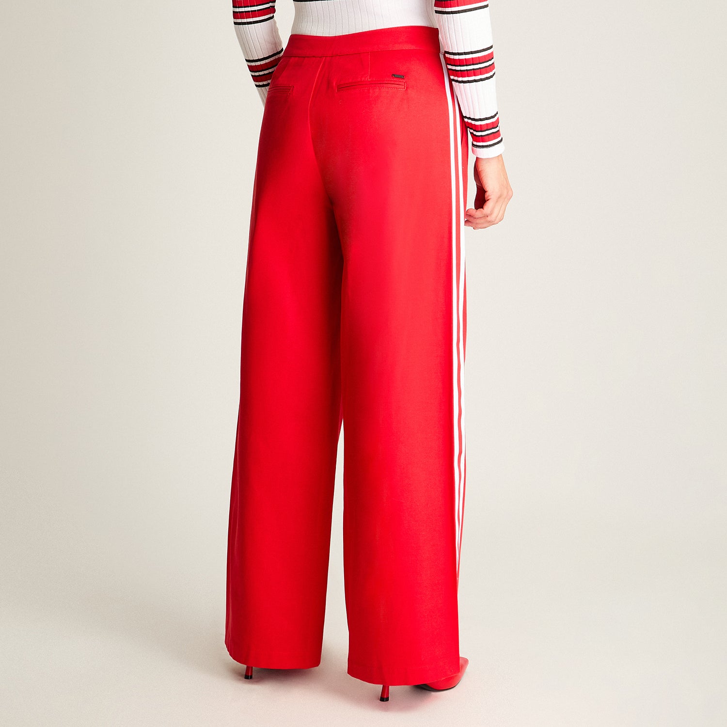 Pantalón Cinta Costado Rojo