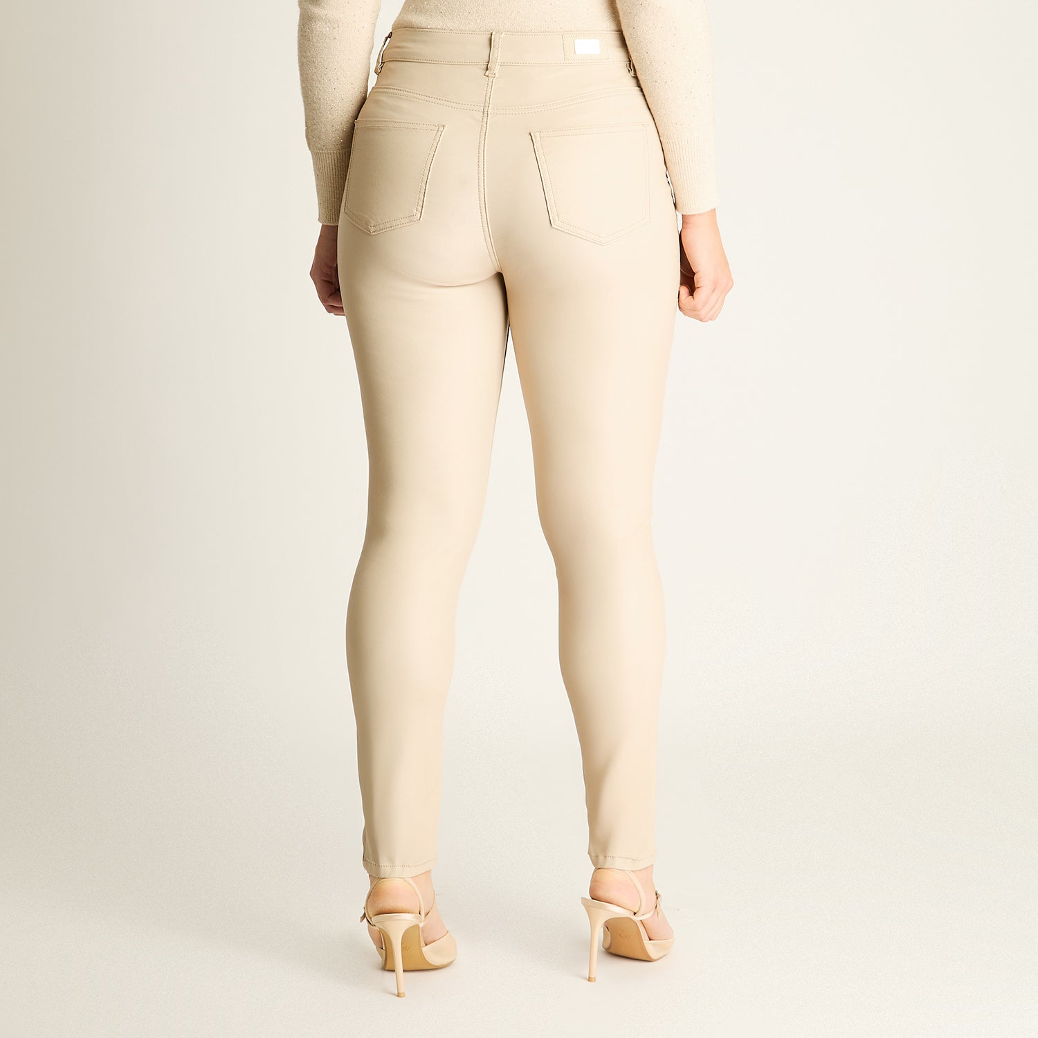 Pantalón Sport Arena Corte Slim