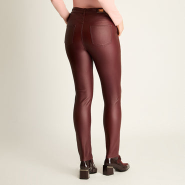 Pantalón Sport Burdeo Corte Slim