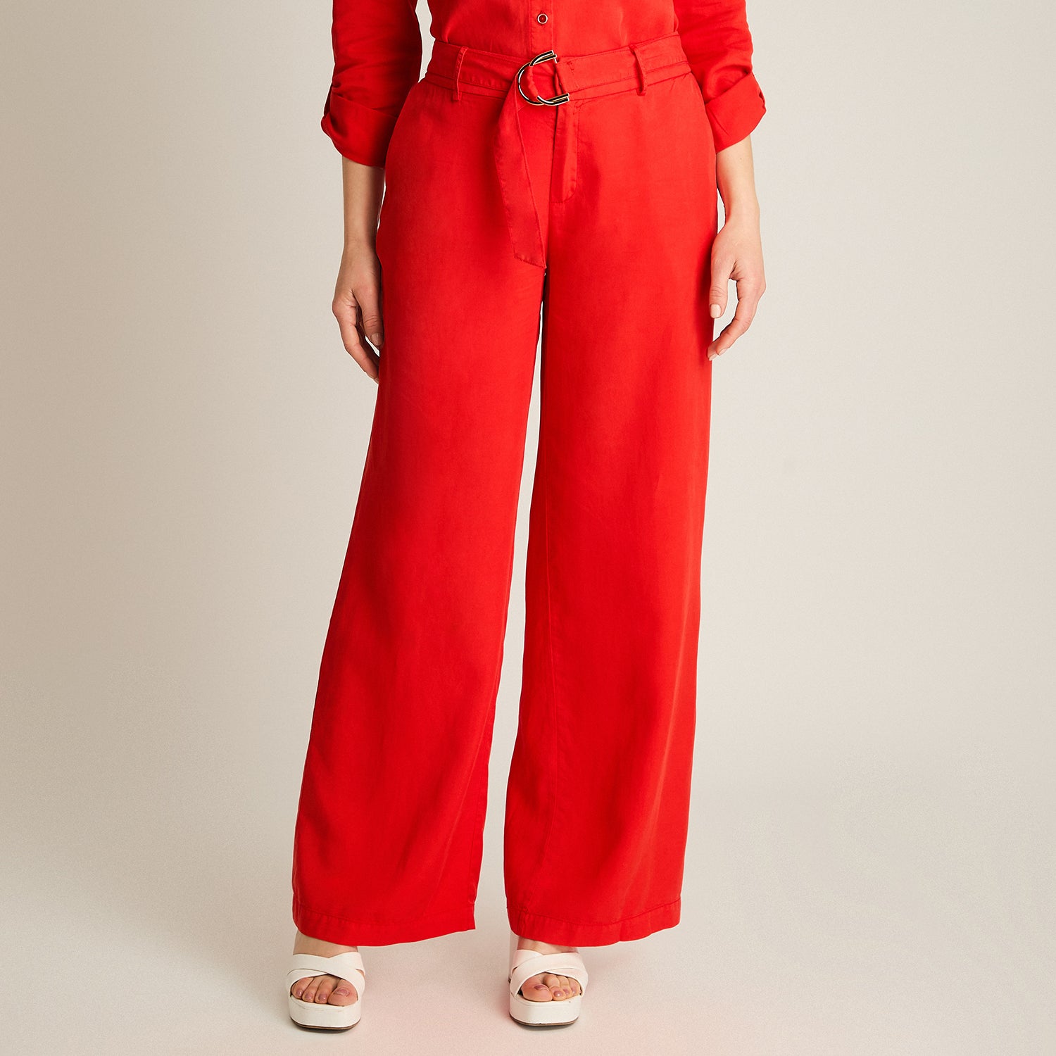 Pantalón Rojo Recto con Lazo