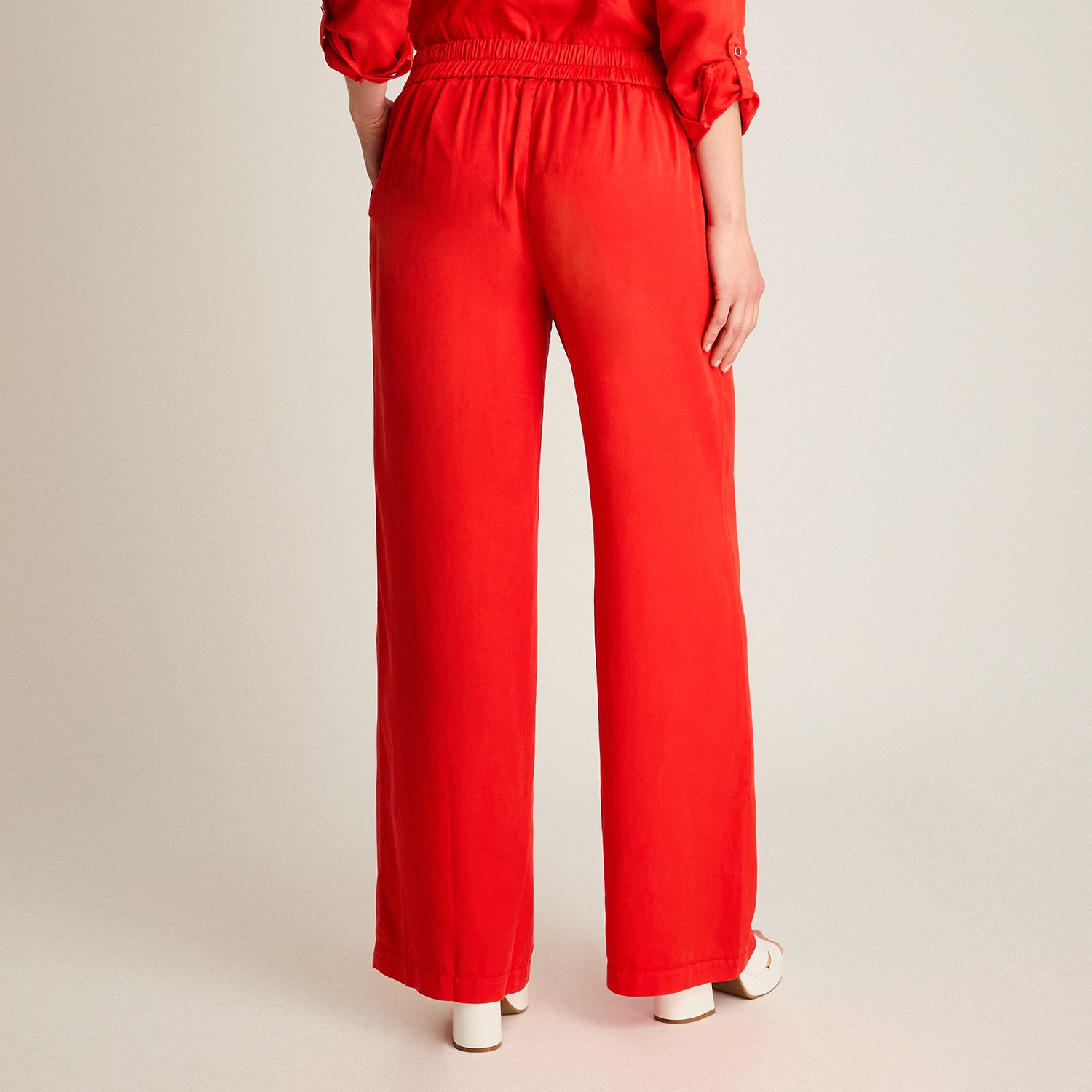 Pantalón Rojo Recto con Lazo