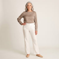 Pantalón Sport Recto Crudo en modelo adulta