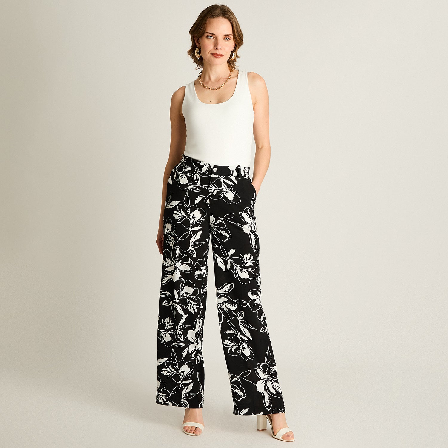 Pantalón Casual Palazzo Negro Floral
