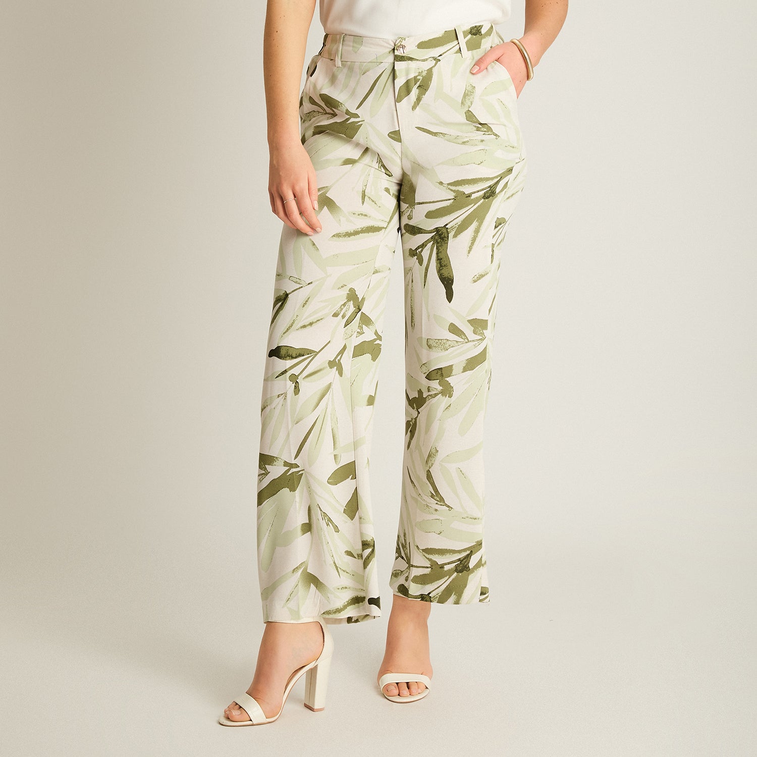 Pantalón Casual Palazzo Verde Estampado