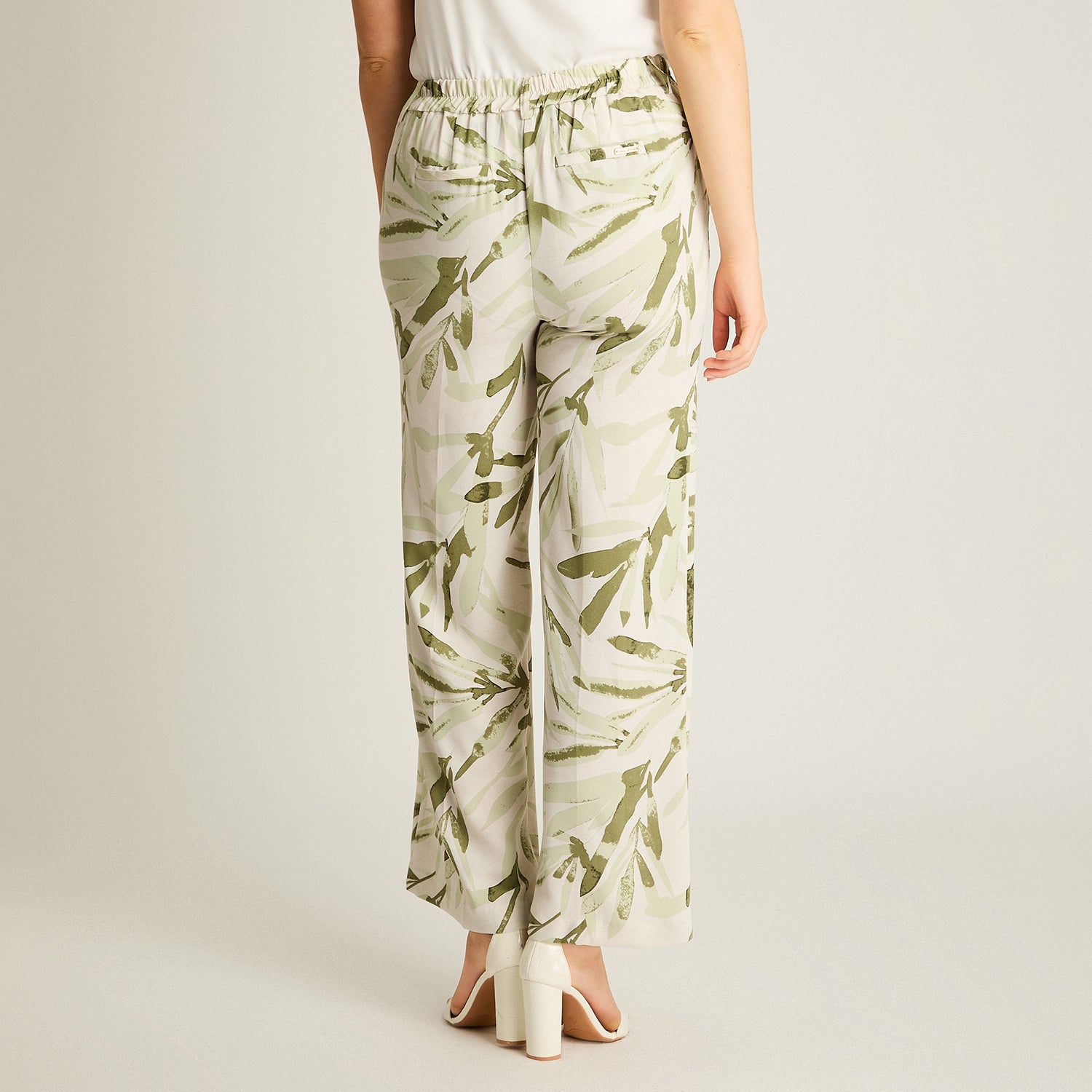 Pantalón Casual Palazzo Verde Estampado