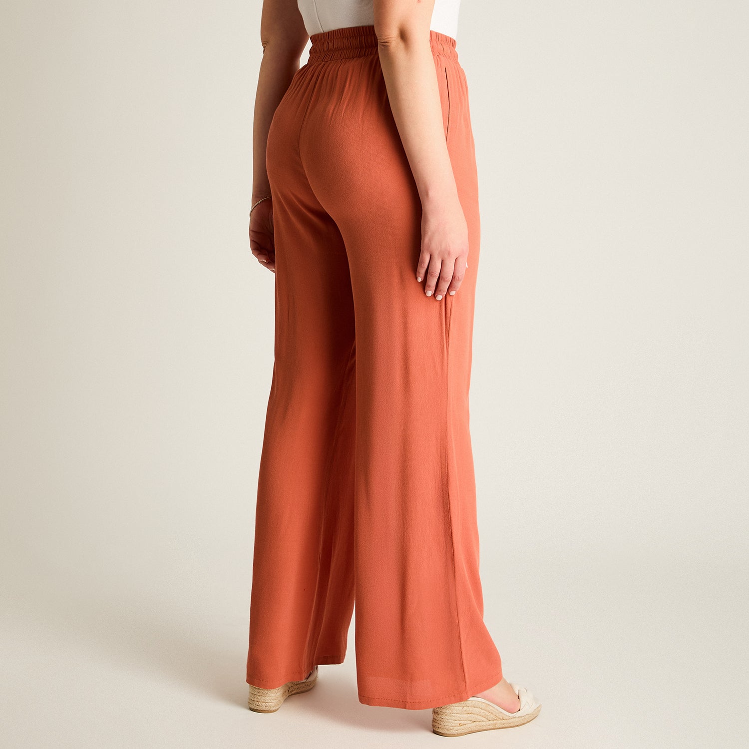 Pantalon Sport Terracota Palazzo Elasticidad Media Calce Holgado