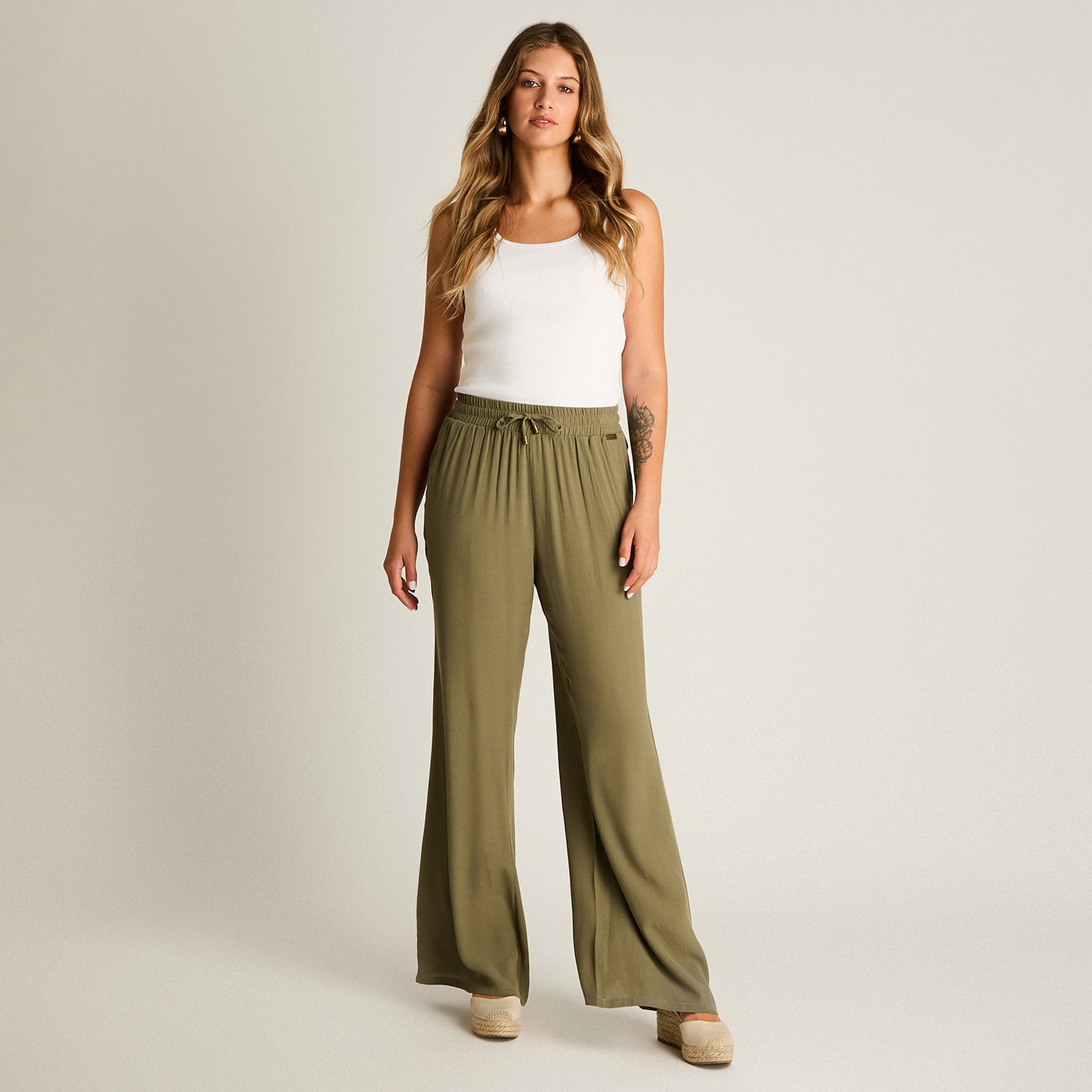 Pantalon Sport Verde Palazzo Elasticidad Media Calce Holgado