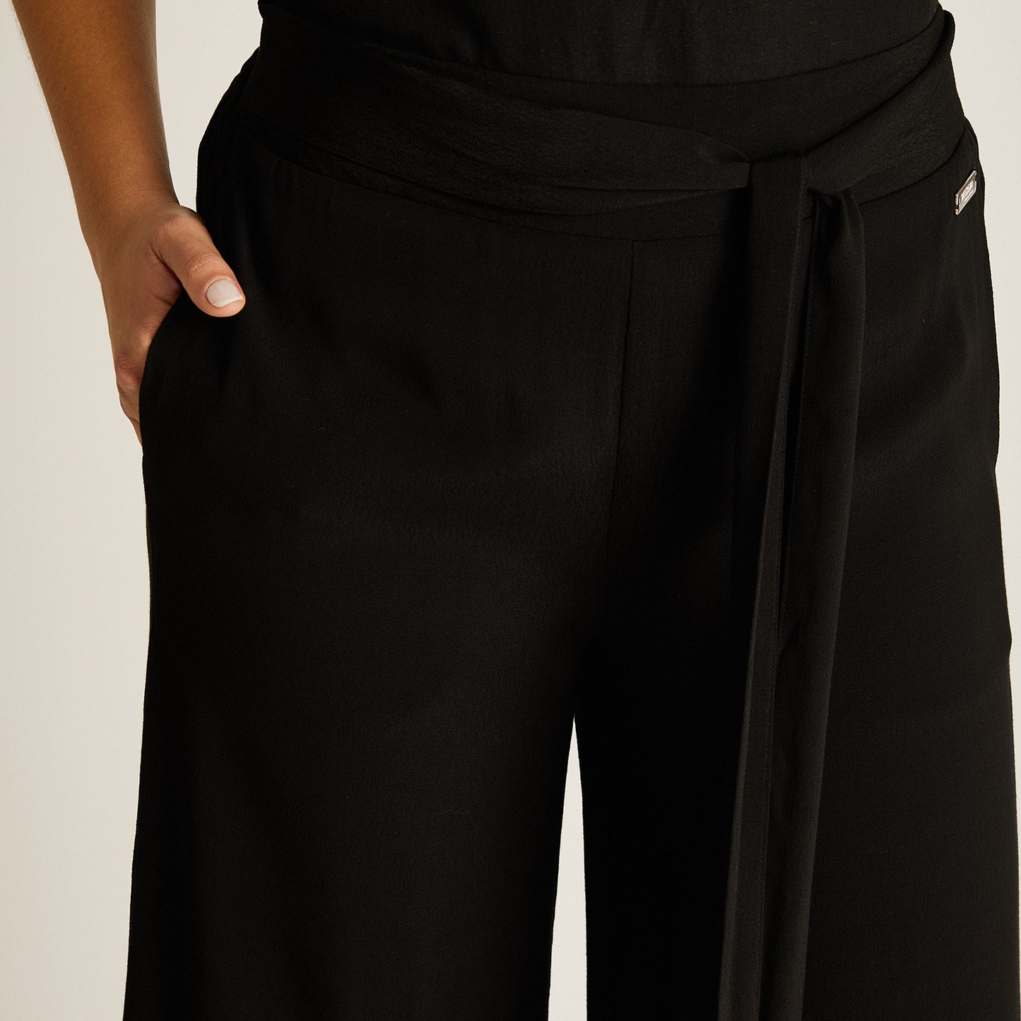 Pantalon Sport Negro Palazzo No Elasticado Calce Normal