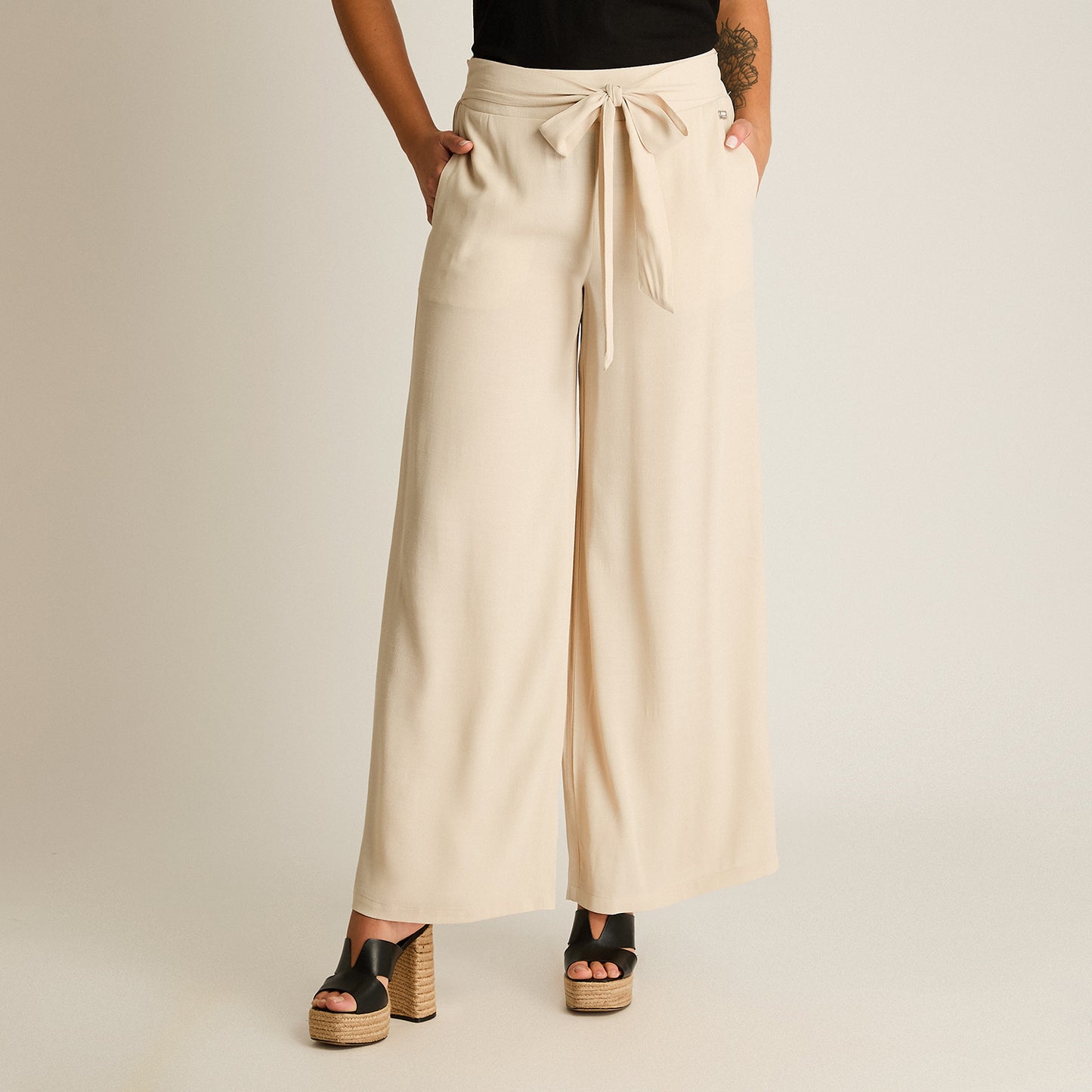 Pantalon Sport Arena Palazzo No Elasticado Calce Normal