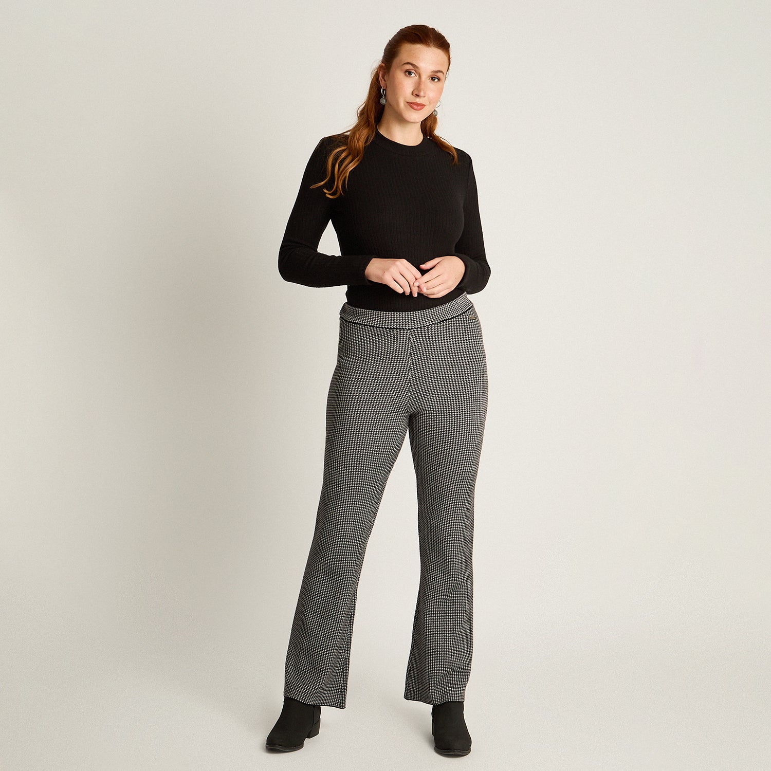Pantalon Sport Gris Elasticidad Media Sin Forro Calce Normal Tela Tejido