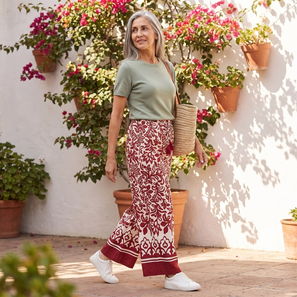 Pantalón Sport Culotte Estampado con Amarra en Cintura Beige lifestyle