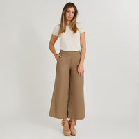 Pantalón Sport Culotte de Lino con Cinturón Taupe