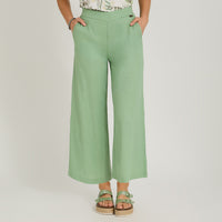 Pantalón Sport Culotte de Lino con Cinturón Verde